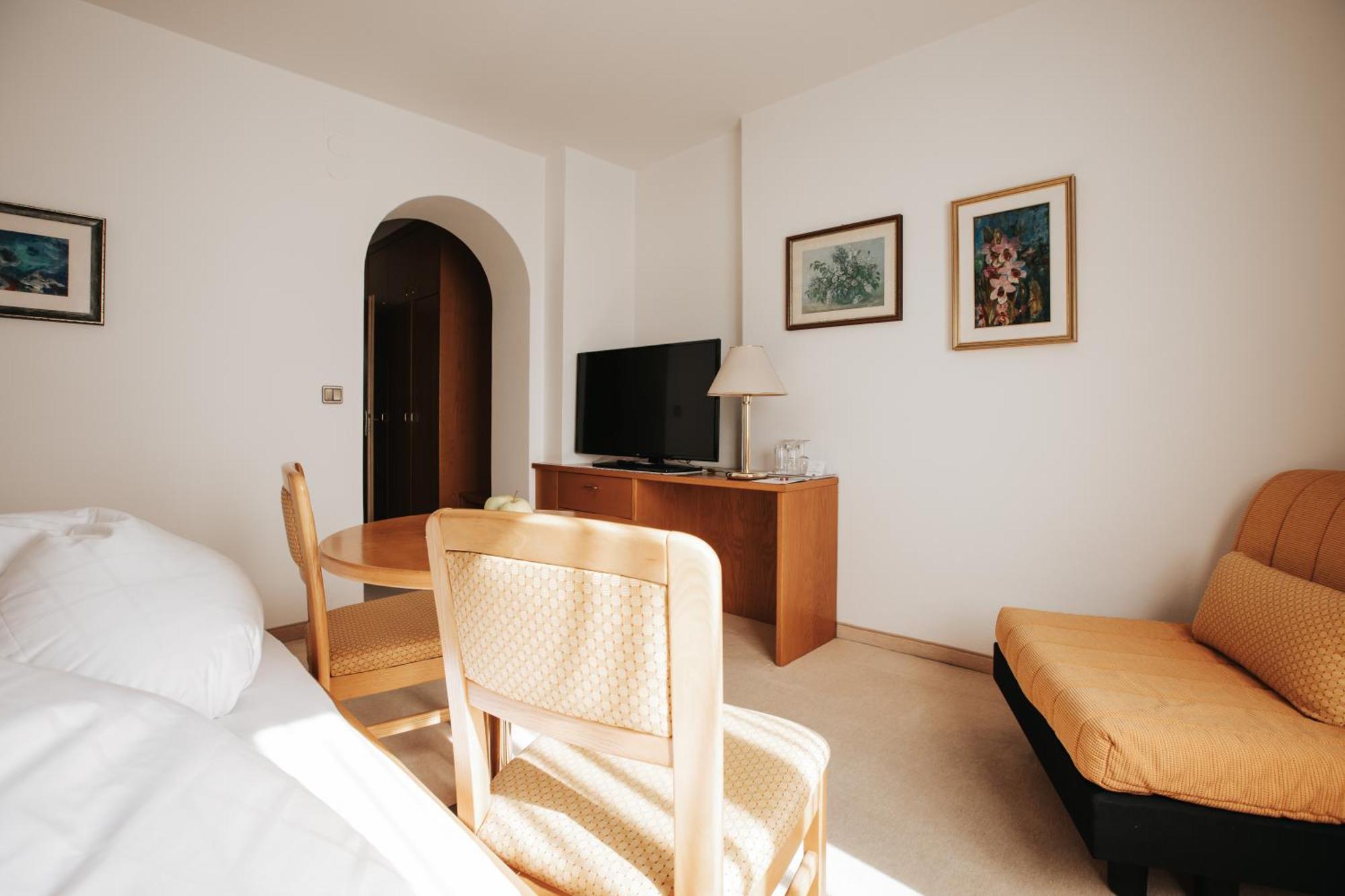B&B Hotel Mair Am Turm Tirolo Extérieur photo